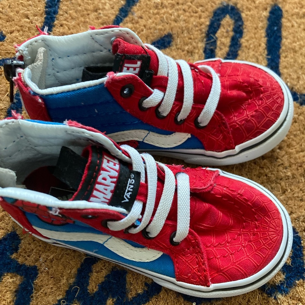 Spider Man Vans (6.5T)